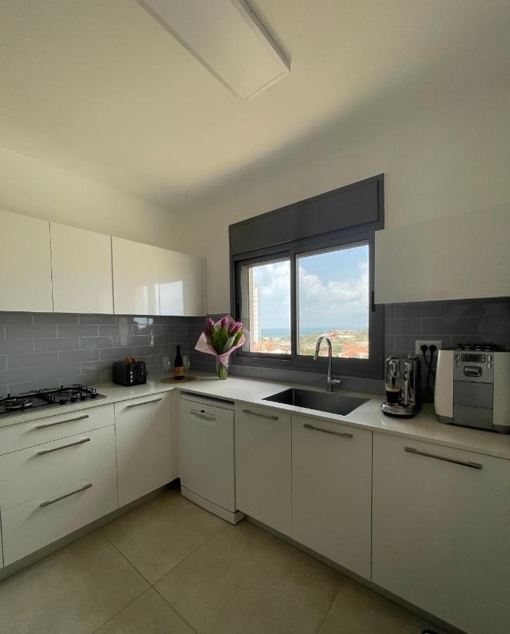 Sea & Fun Apartamento Hadera Exterior foto